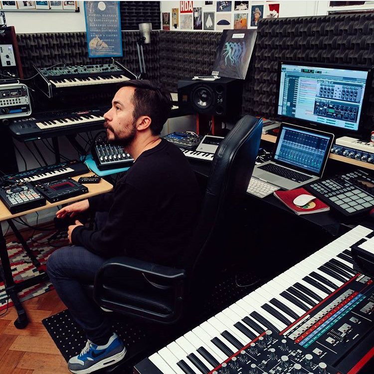 WWRFM's tweet photo. Presss play NOW!! Ahora, post #MuteControlRadio by @mutecontrolcom, suena @djraff con un #ExclusiveDJSet de lujo!! https://t.co/rcmMRHrFwN https://t.co/Tu8DlM0DFR