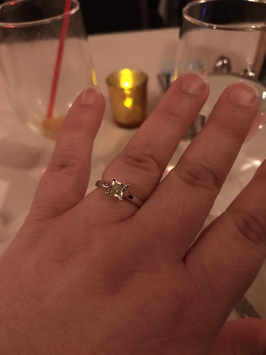 *squeals like a frickin lunatic and rolls around the timeline on a love fueled rush* HE PROPOSED!!!!!!! ❤❤❤❤❤❤❤❤