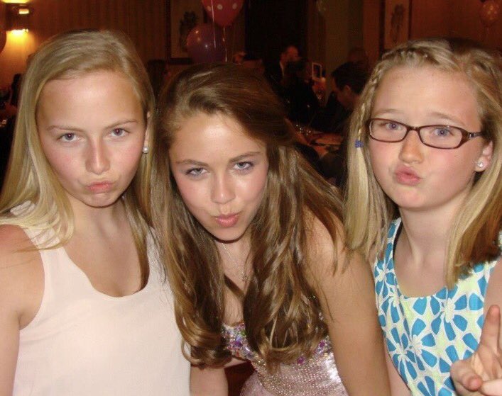katzzinthehat's tweet photo. happy birthday to the best 500 partner out there!!! love and miss you sm, visit soon pls!!🎉❤️ @KATZsoraven https://t.co/K38fmk2xHa