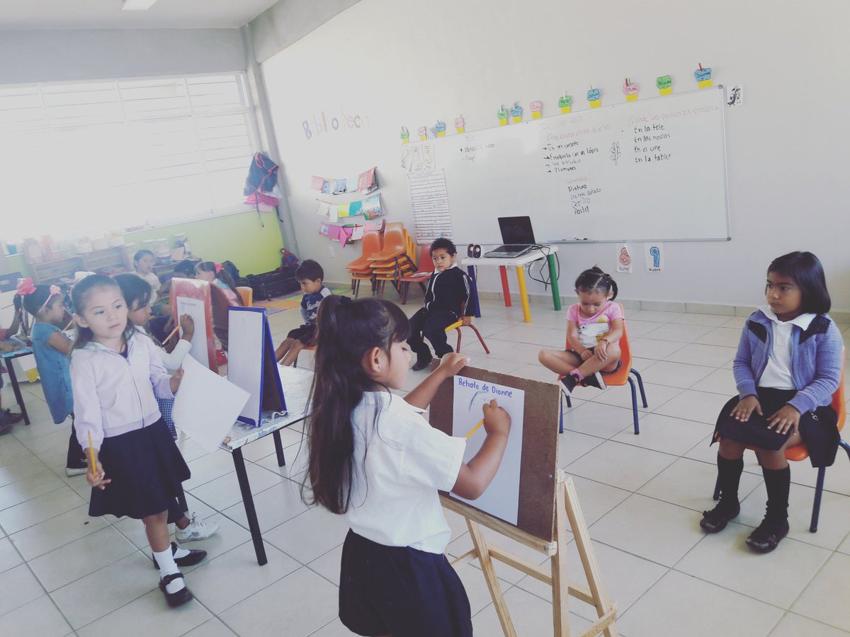 jpauletm's tweet photo. Dibujado a sus compañeros 🎨✏👫 https://t.co/qDduTL6dnk