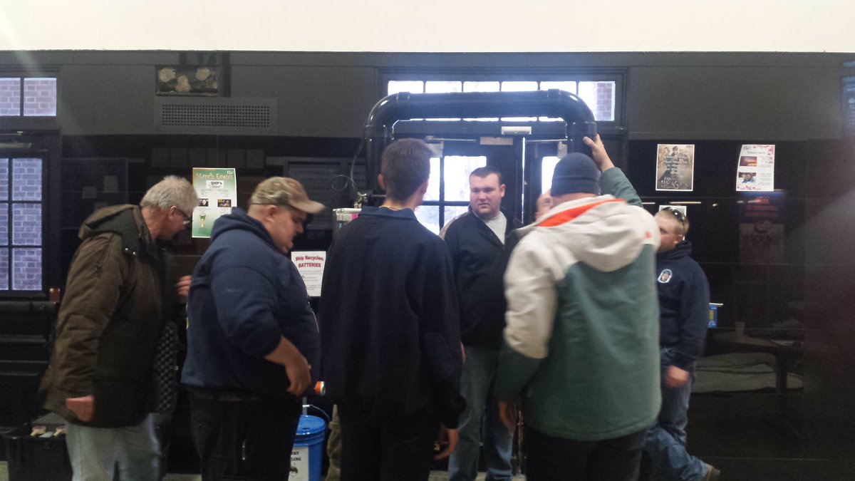 ShipFire's tweet photo. #SFDtraining In between calls, members had a walk-through tonight in preparation for our TMI evacuation drill next month. https://t.co/BwWOd4pK30