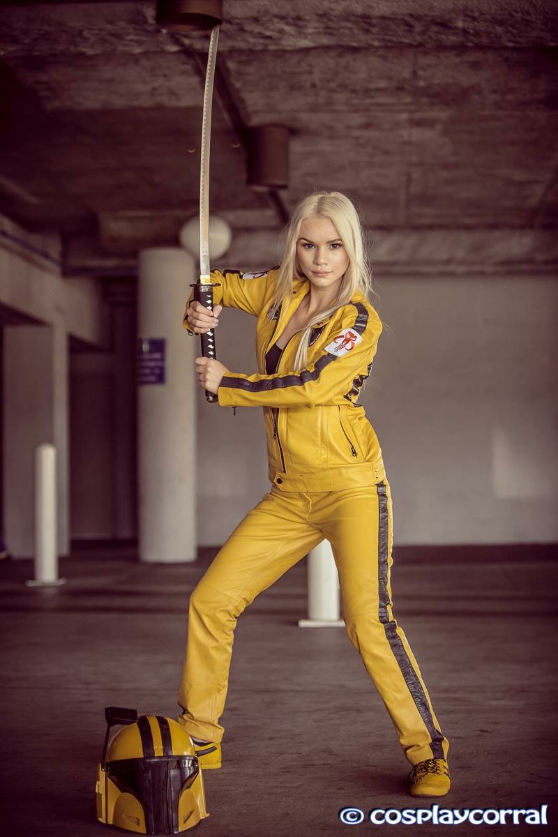 _macy_rose_'s tweet photo. "She wasn't looking for a knight, she was looking for a sword." ⚔️ #cosplay #starwars #brucelee #killbill #quentintarantino #lacosplaycon https://t.co/YNmg1Fk1AT