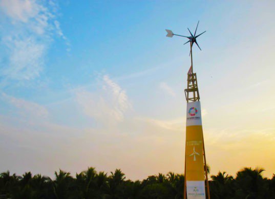 KasSmiley's tweet photo. Residential wind turbine from India costs as much as an iPhone
https://t.co/N4c9J24ZzD https://t.co/RPKIx1Z2PW