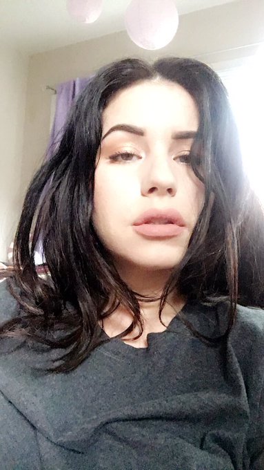 🖤💘🖤 https://t.co/i9nBPfqV6Z<a href="/tag/lightglare"class="tags"><span>#lightglare</span></a>