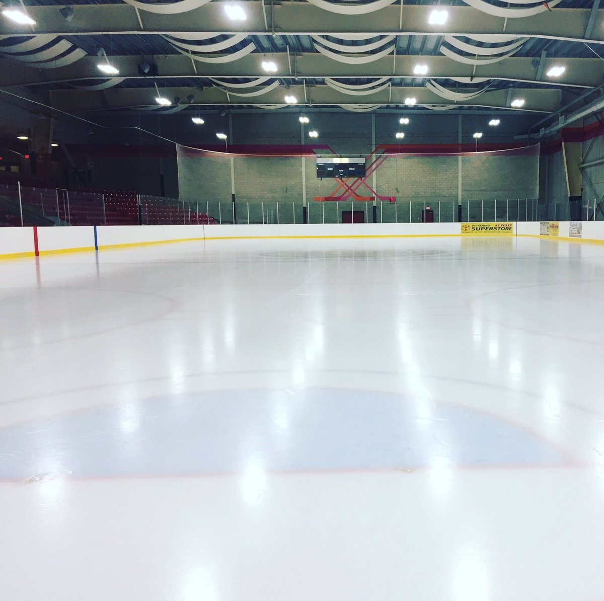 LoGo12's tweet photo. The ice is ready for the start of the Provincial Ringette A Championships bright and early tomorrow!! Can't wait #powerupprovincials https://t.co/Od6TjUvAUN