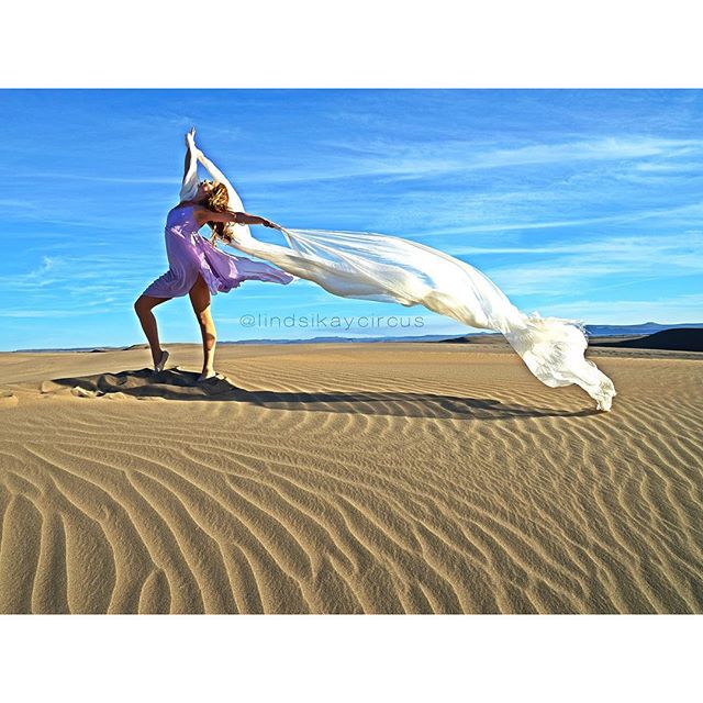 HoopingSkill's tweet photo. ✨ Your fear is 100% dependent on you for its survival. ✨.… https://t.co/ZF0gwUVPRC #yogagirl #nature #yogisofinstagram #wildwoman #goddess https://t.co/Vul2tER9Nm