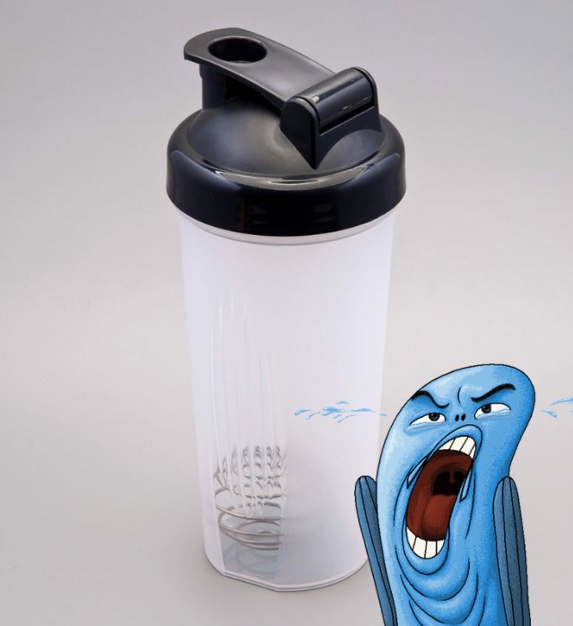 Deuuueaughh's tweet photo. When you finally open your protein shaker after 3 days of not cleaning it #deuuueaughh https://t.co/R3NLFDKz6L