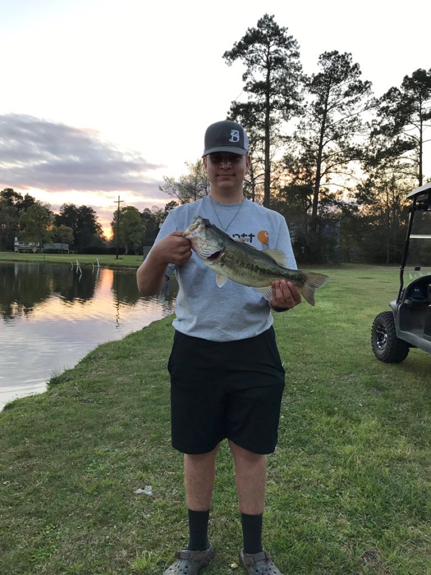 Backwoods_Bass's tweet photo. @iii_cole_12 snagged this one on a popper! Nice Fish! https://t.co/9jZB5lccKJ