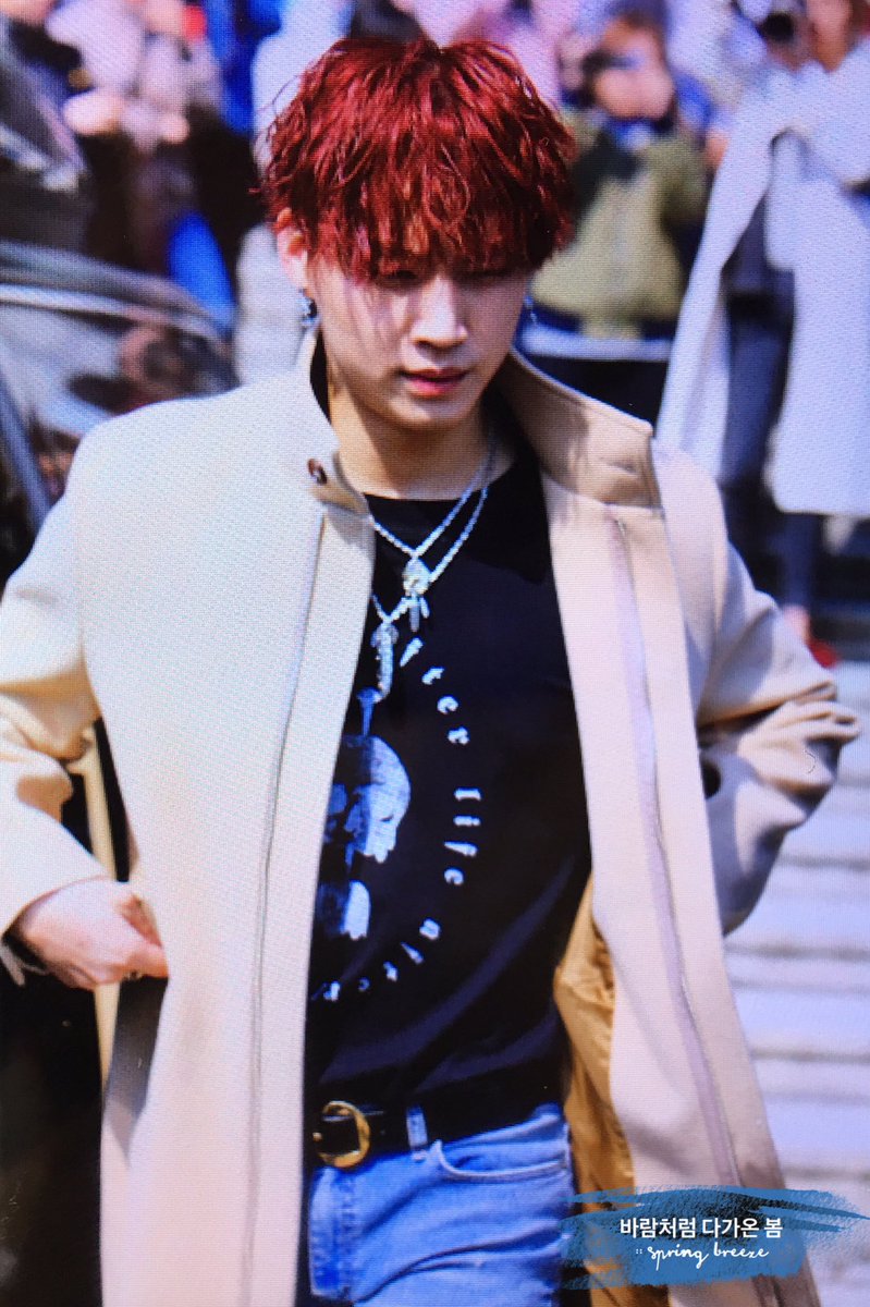 springbreeze16's tweet photo. 170316 가요광장 출근 꺄😆💕💕  #JB #재범 #GOT7 #FLIGHTLOG #ARRIVAL #NeverEver https://t.co/z3mck8prVd