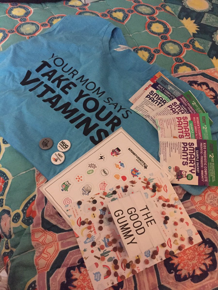 Meganaabryan's tweet photo. Special thanks to @SmartyHealth for these goodies! Taking vitamins has never been so easy and yummy! #smartysquad #vitamins https://t.co/hqnUEal7ot