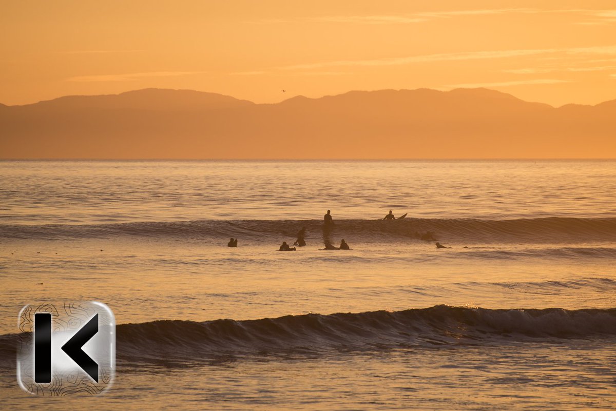 KEENrMediaGroup's tweet photo. Everybody's going surfing, wanna join? Sign up for early access! https://t.co/nWH2YRgY7j #KEENr #connecttodisconnect #adventure https://t.co/fj7iU2ULCi
