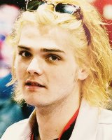 SillyNoodleGee's tweet image. Re-starting this account!!

- RP/MV
- Pretty stupid but pretty loveable
- Also pretty gay
- Descriptive
- Been around a while

✨RT, please?✨