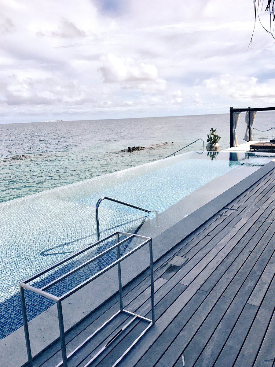 Good morning from <a href="/velaa_island/">Velaa Private Island</a> hooray! The weather has cleared up!