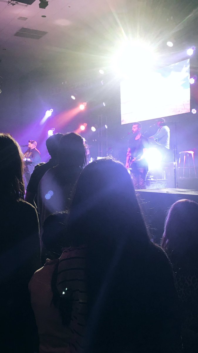 Selah_Jean_'s tweet photo. God is so good!❤️🙌🏼 Tonight was amazing! https://t.co/5TNhrBSPk8