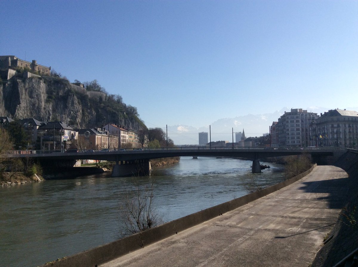 wallygatore07's tweet photo. Et Ç part
#promende https://t.co/RPFYyPfmJO