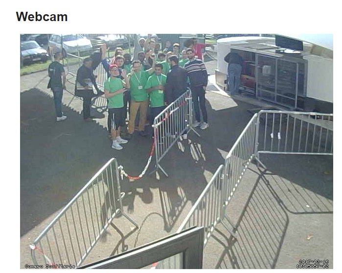 AValentin11's tweet photo. La #TeamSaintDenis vous fait coucou par la webcam du concours #GIMEole ! @iutsaintdenis - @univ_paris13 
Les 1ers essais sont prometteurs... https://t.co/aazIrVjSWi
