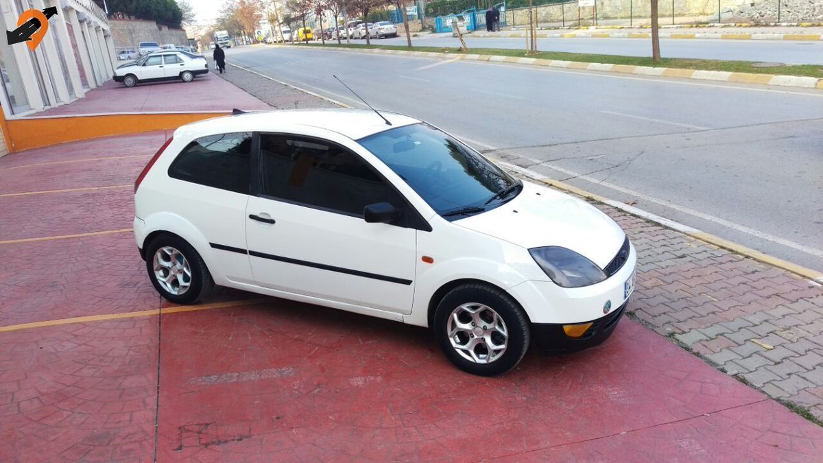 CANBULUT OTO İstanbul 
0533 659 3411
Bu araba detaylarını görmek ve satın almak için ARABASATIS . COM sitesinden
1927 nolu olarak aratınız.