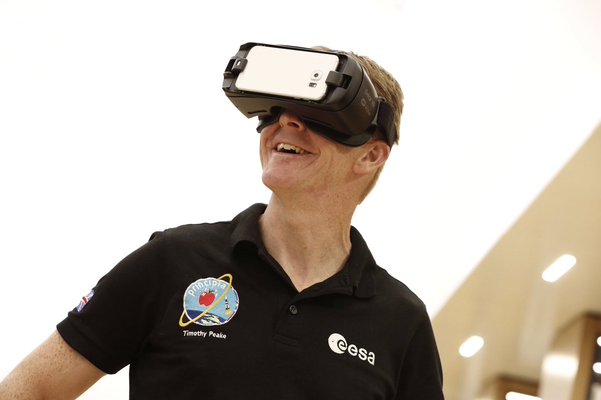sciencemuseum's tweet photo. Join @astro_timpeake as he returns to Earth in our new VR experience from 24 March https://t.co/KwPGUNdQzT #SpaceDescentVR https://t.co/Zh4iCFe65L