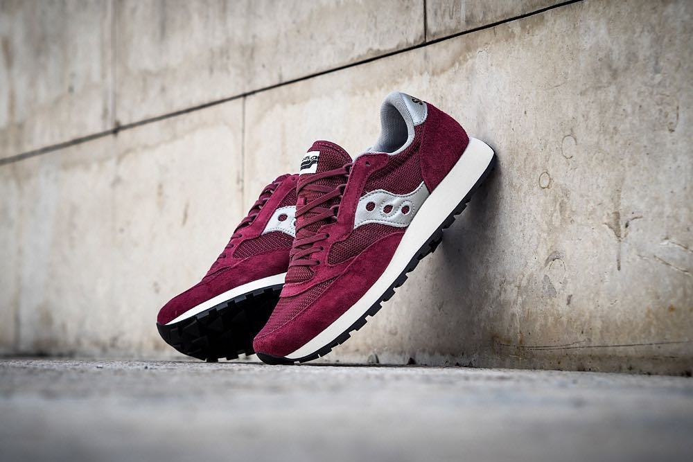 searchin_it's tweet photo. Looking to add some fresh kicks to your collection this spring/summer? New arrivals are 🔥.… https://t.co/4nUtzgzzm1 https://t.co/jklQ7DQ7lS