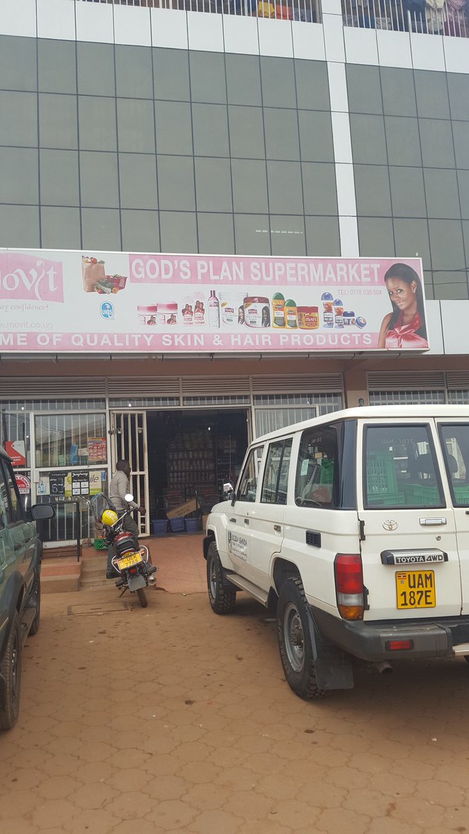 KaTuHoney's tweet photo. To all #Honey takers in Makindye #KaTuHoney can now be found in God's plan supermarket just after Kibuye Roundabout . #OrganicKulika #socent https://t.co/fHZb6VjLVJ