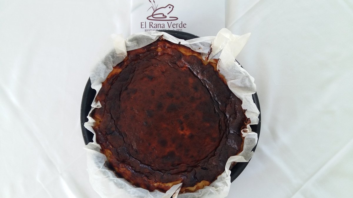 ¿Aún no has probado nuestra nueva Tarta de Tres Quesos?. Un pedacito de tarta y un buen café y disfruta en nuestra terraza junto al rio Tajo