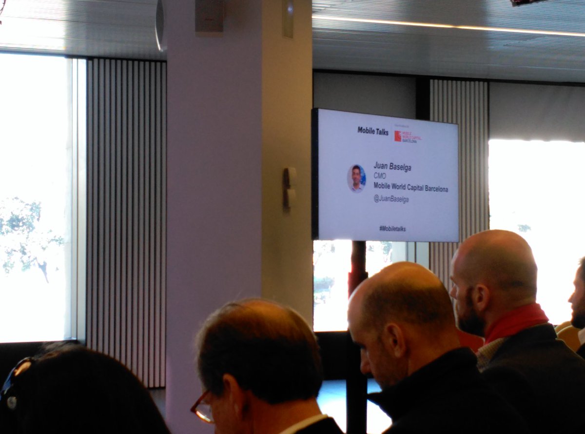 team_eqi's tweet image. #Mobiletalks nuestro #compañero #yoeri en #primerafila del @MW_Center  para sacar el #máximo #provecho