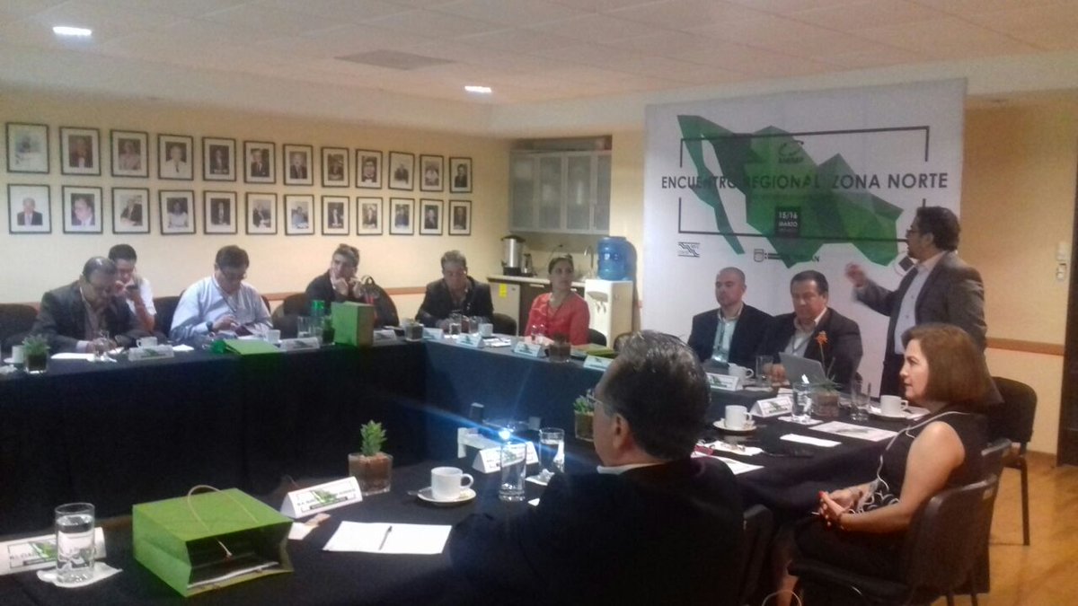 IMPLANDGO's tweet photo. Reunión Regional de la Zona Norte de la AMIMP, "Construyendo un futuro sustentable" @DurangoGob @Amimpoficial #IMPLANdurango https://t.co/dyE6bsT1vx