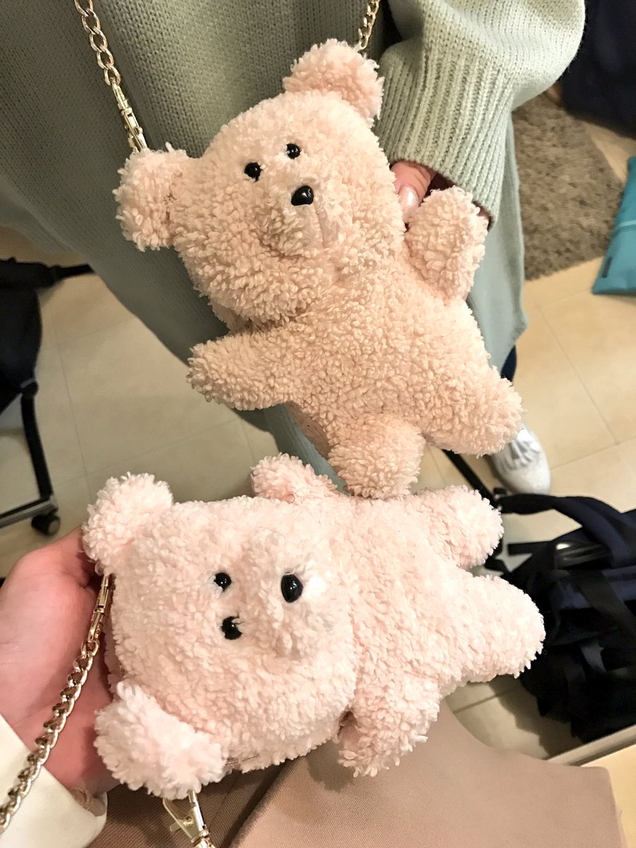 ট ইট র 西本りみ 手帳型ならカード入るんだけどねぇ ちなみに今 クマさんのiphoneケース使ってます スタッフさんとお揃いなの いちごみるく色のくまさん 首からかけられて ポシェットみたいでしょ 実用性よりも可愛さだけで買いました 笑 ট ইট র 西本りみ 手帳型ならカード入るんだけどねぇ ちなみに今 クマさんのiphoneケース使ってます スタッフさんとお揃いなの いちごみるく色のくまさん 首からかけられて ポシェットみたいでしょ 実用性よりも可愛さだけで買いました 笑