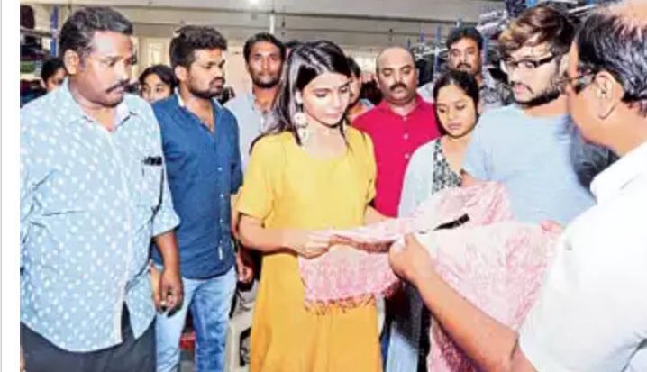 Sam_Fanatics's tweet photo. @Samanthaprabhu2 #SupportHandloomWeavers https://t.co/BPKiVC9tYd
