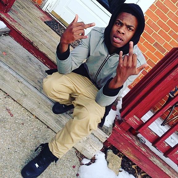 woeblock's tweet photo. 💰💨🏃🆙 https://t.co/kul261pvwK