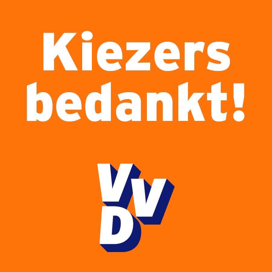 remcovvd's tweet photo. .... iedereen bedankt!!                         en nu aan het werk #goedemorgen #tour27 #vvd https://t.co/ESK42Se826