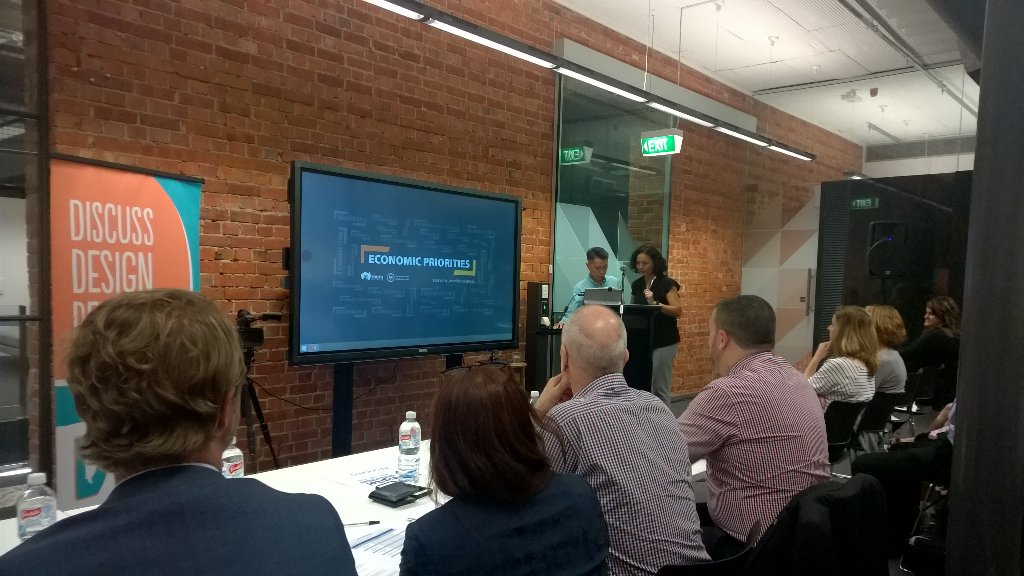 CatalystFndn's tweet image. Parkbook - Google meets Facebook? #D3Challenge @ICTandDigitalSA @SADEWNR