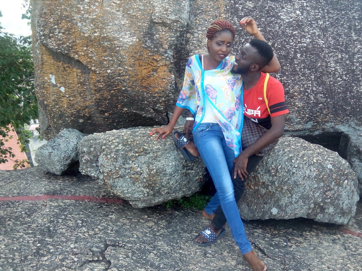 EfiweOfficial's tweet image. Happy birthday @OmolaraLariet 
Thanks for loving me unconditionally 
You are my Reward For The Hustle (apologies @premiumpension)