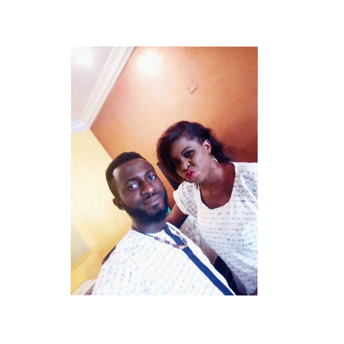 EfiweOfficial's tweet image. Happy birthday @OmolaraLariet 
Thanks for loving me unconditionally 
You are my Reward For The Hustle (apologies @premiumpension)