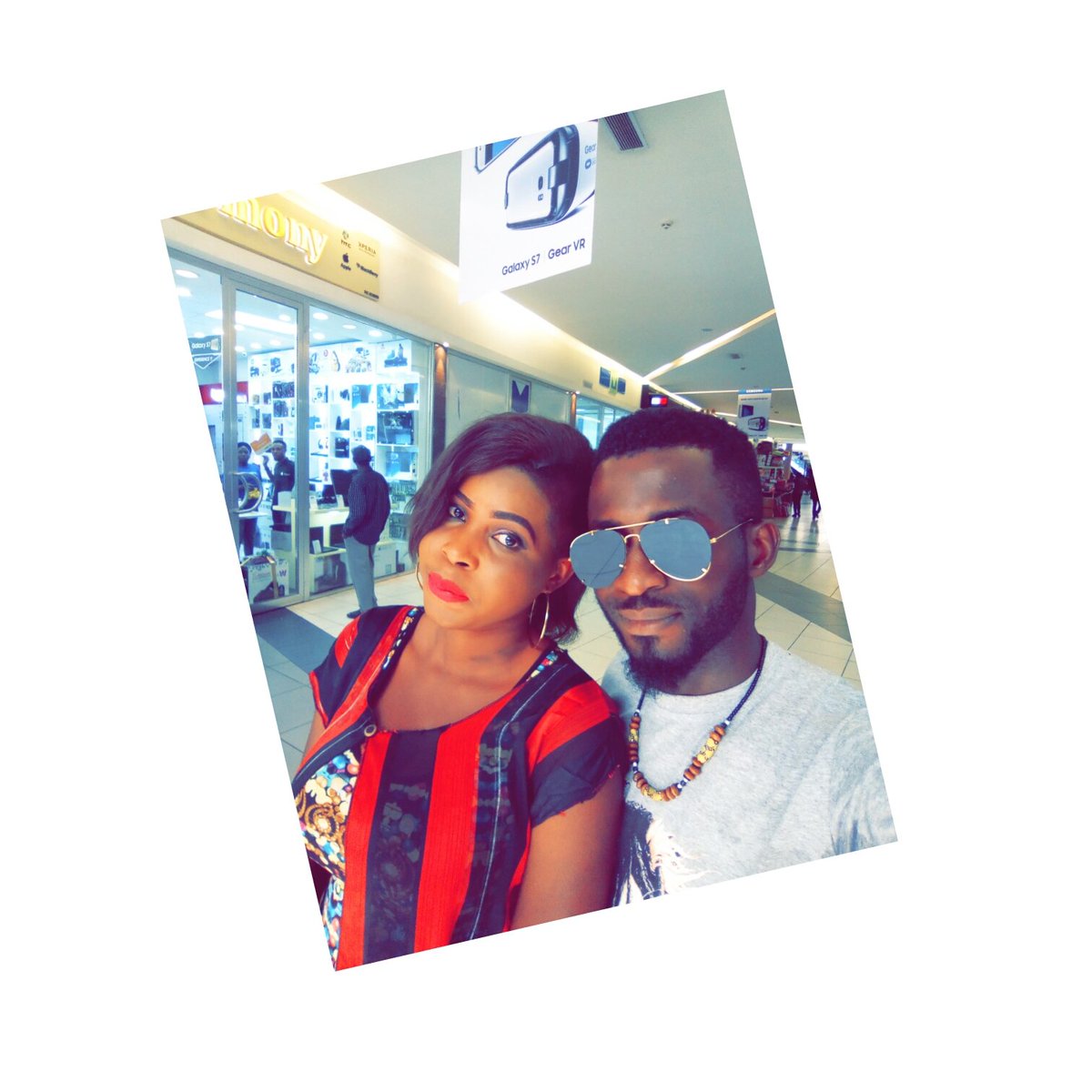 EfiweOfficial's tweet image. Happy birthday @OmolaraLariet 
Thanks for loving me unconditionally 
You are my Reward For The Hustle (apologies @premiumpension)