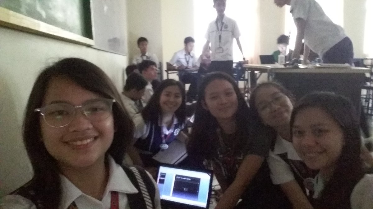 anjgarciano's tweet photo. Ravaaaan!! #teamgorg #thesis #parasaeconomy @_ANNingsiel @prcpnlc @nclellms @maestroyer https://t.co/fkaX7rjuf7