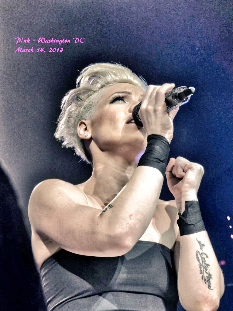 PinkFans.net tweet media