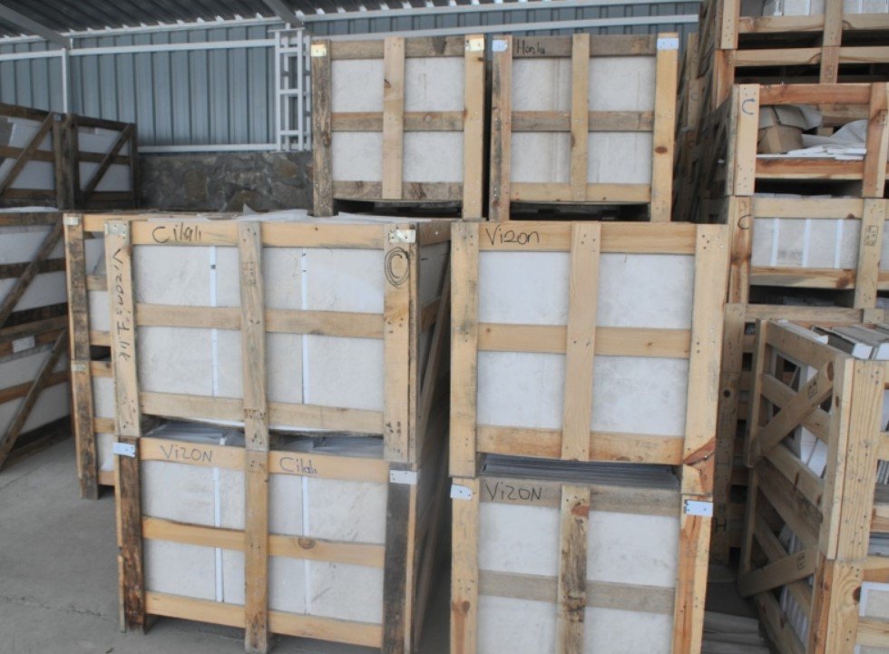 InspectStone's tweet image. Check our ready-to-be-shipped Patara Emperador and Vizon Beige stocks! inspectstone.com/vizon-patara-e… #marble #architecture #stone #turkishstones