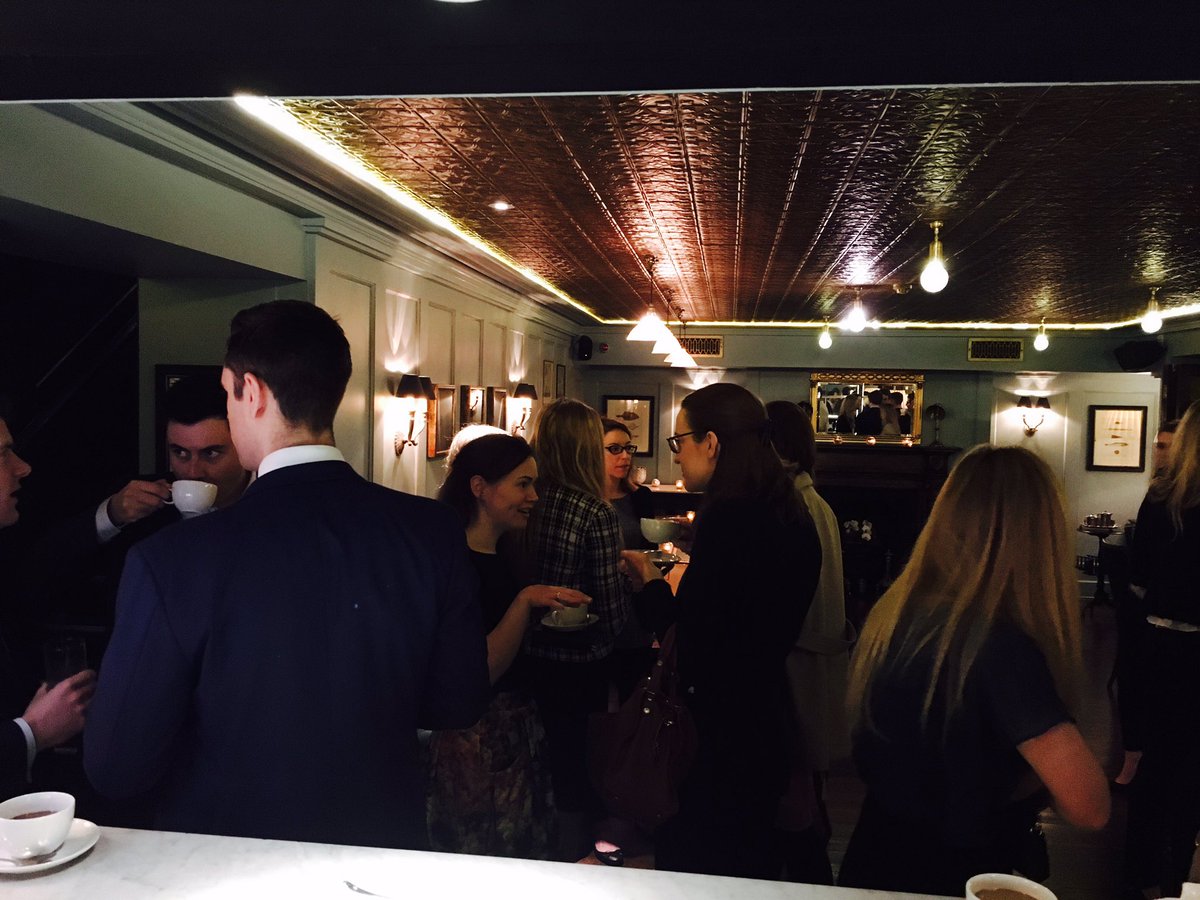 Delighted to welcome <a href="/LIGNetwork/">LIGN</a> to <a href="/Bentleys_london/">Bentley's Oyster Bar</a> this morning for breakfast #stpatricks #irishinlondon