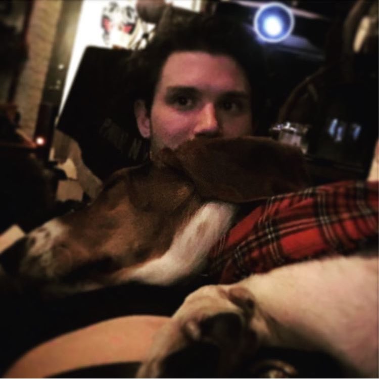 justpicsofryan's tweet photo. 👀🐶 https://t.co/wuAWRdNVWT