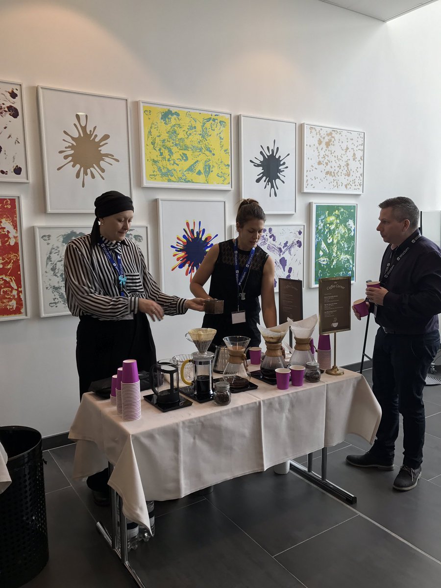 birgitteebjorn's tweet photo. Coffee Corner på #wizkonf2017 https://t.co/qLKmB8j0QJ
