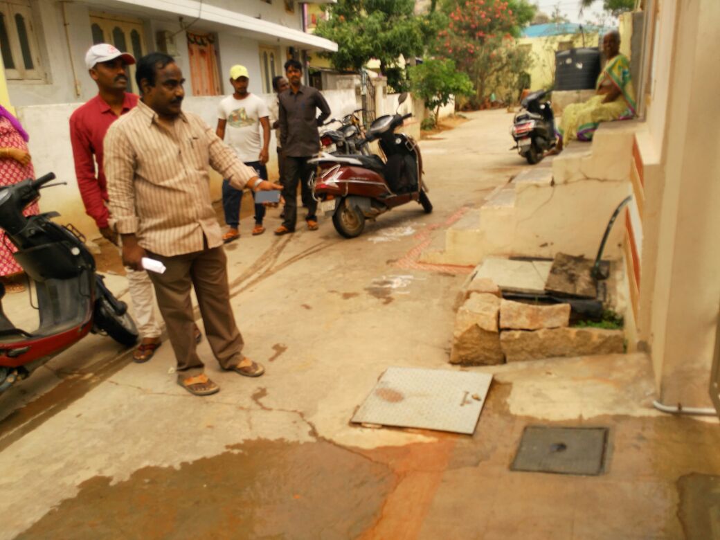 hmwssbdgmalwal's tweet photo. Ceasing of motors at MG Nagar by Father Balaiah Nagar manager https://t.co/Lu3E50LPwI