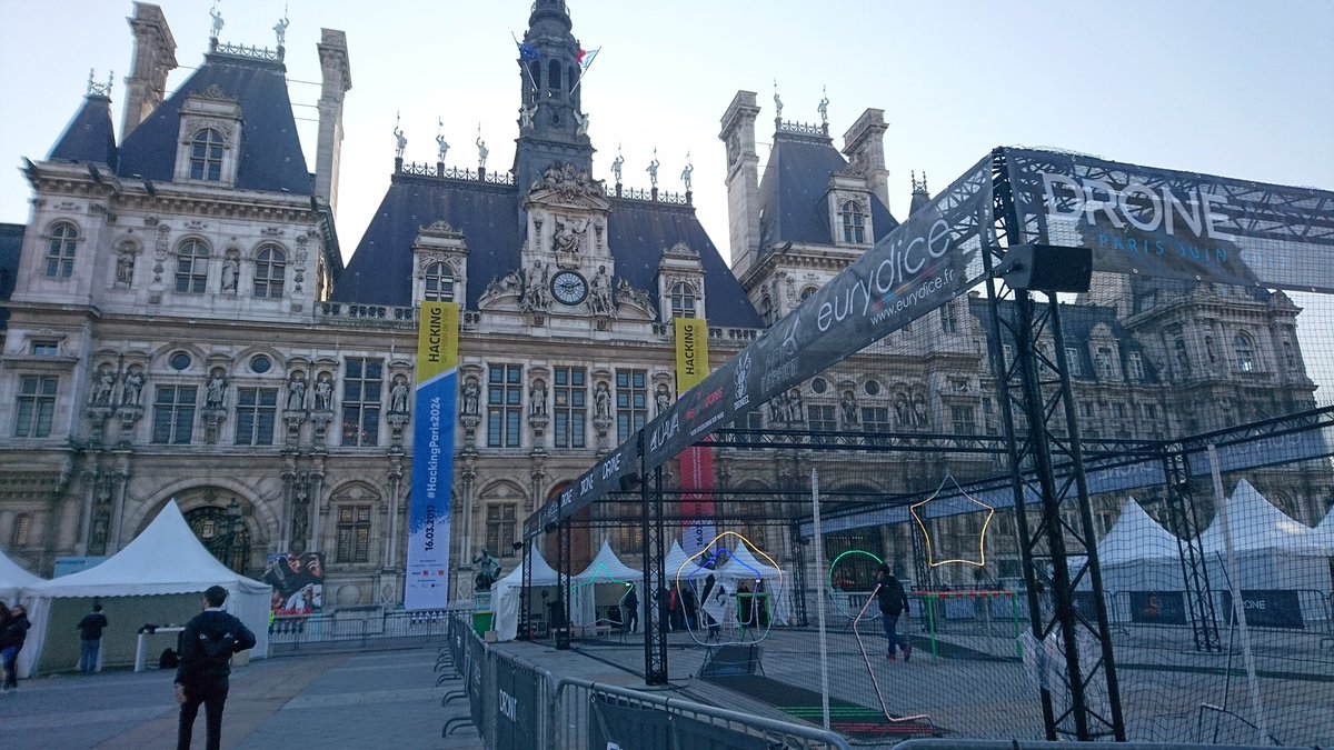 Let start the show ! 
#droneairhdv