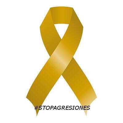 EnfrmraSaturada's tweet photo. 16 de Marzo, Dia Nacional Contra las Agresiones a Sanitarios 👊🏼🚫
Estamos para ayudarte, no descargues tu ira contra nosotros #stopagresiones https://t.co/V6zLKU8bMQ