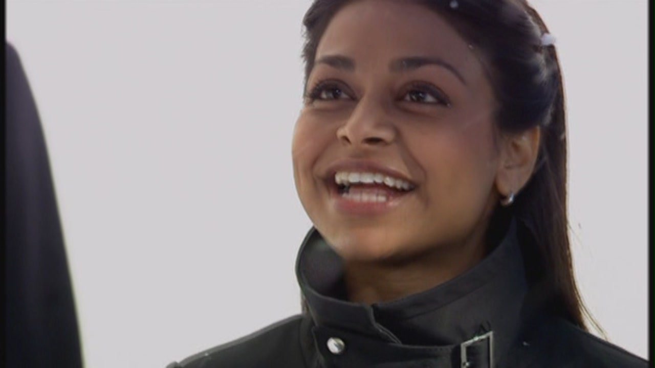 Happy Birthday to Ayesha Dharker who played Solana Mercurio in Planet of the Ood. 
