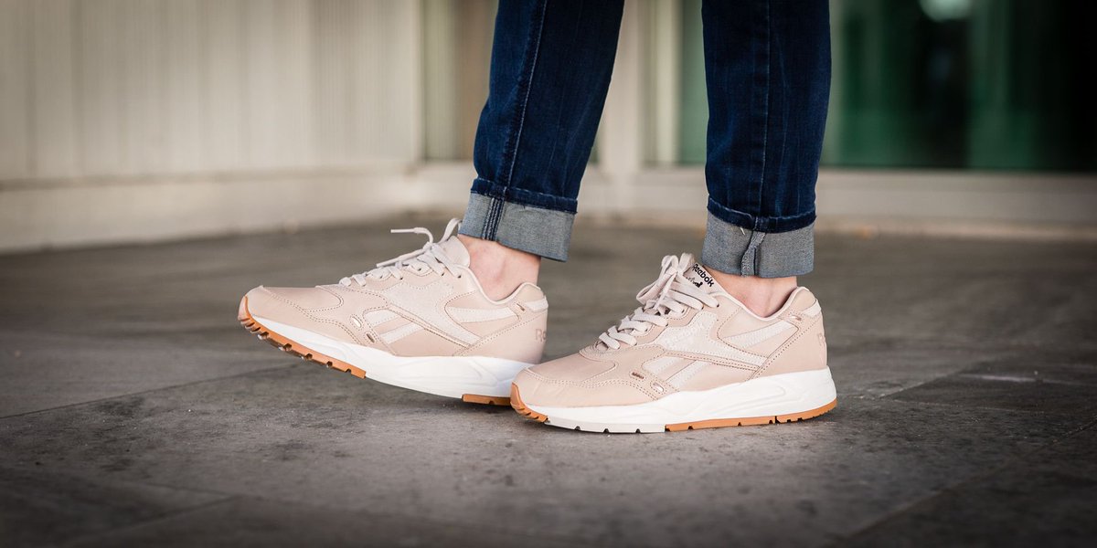 reebok bolton golden neutrals