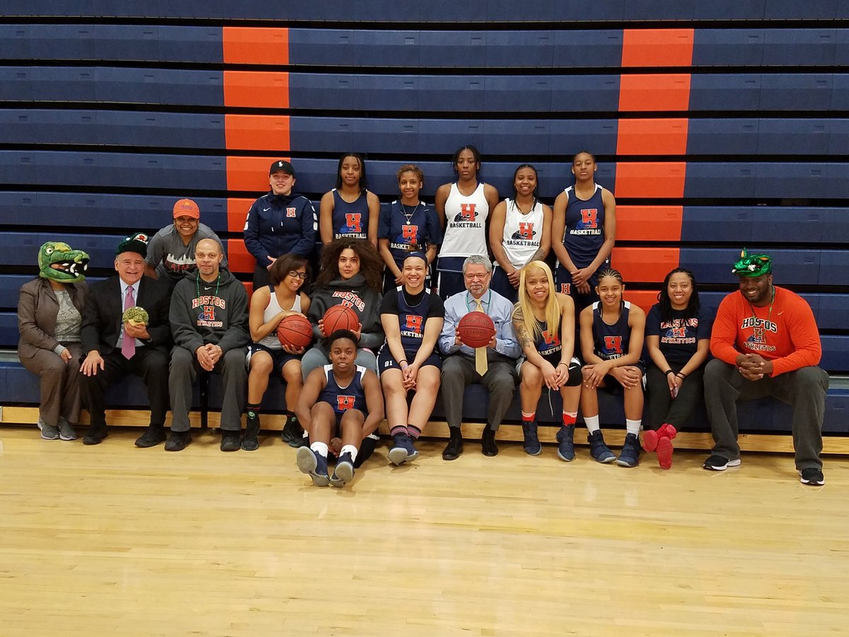 caimancamp's tweet photo. https://t.co/YCblfrAcUk
Hostos takes the court at 2pm. #Watchit  #makinghistory https://t.co/OEihuFhywj