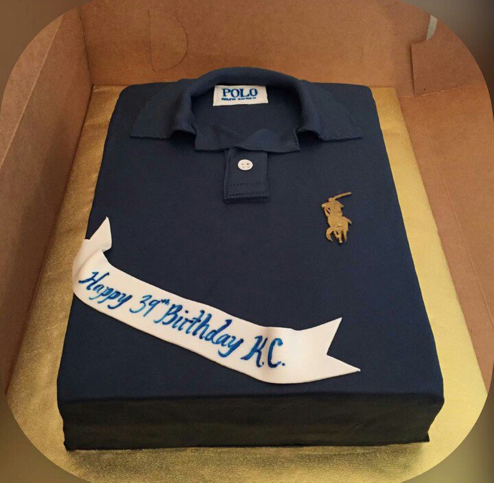 MacDaddyDior's tweet photo. When I'm baking for the hood. #Polo #RalphLauren  #ButtonDownSwag #PoloDownToTheSocks #BlackBoysWhoBake #LocalCakeDealer https://t.co/S6ZCALyLh3