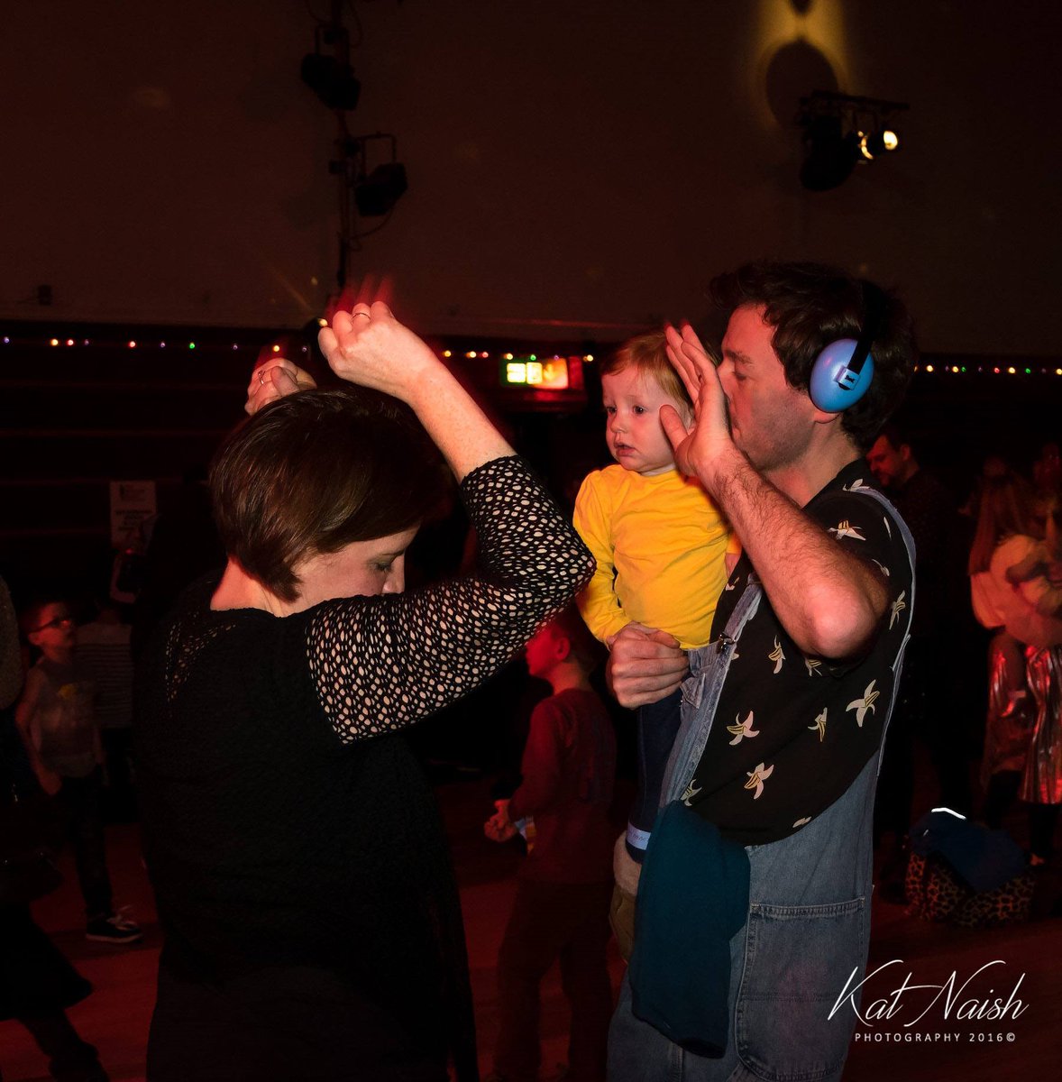 WorthingDaily's tweet photo. Tots Get Funky For Mother’s Day #Worthing @DBTHSocialPR
https://t.co/zoeKpoID9E https://t.co/gJKFHBe72R