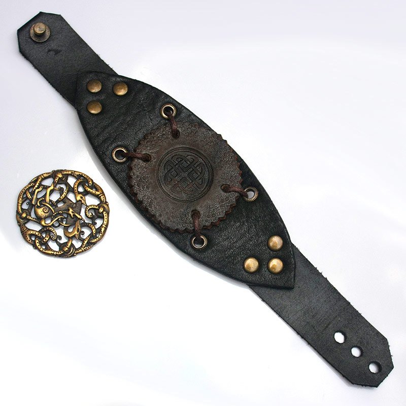 MagicRebel1's tweet image. Leather Bracelet Talisman Pendant Necklace
magicrebelshop.com/listing/157856…
#vikings #bracelet #norce #pagan #odin #valhalla #asgard #thor #celtic